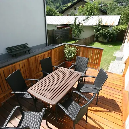 Апарт-готель Familienappartements Eder - Free Entry To Tauern Included 4*