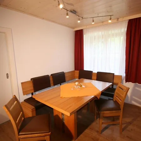 Hotel apartamentowy Familienappartements Eder - Free Entry To Tauern Included