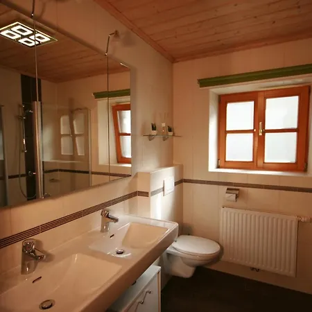 Familienappartements Eder - Free Entry To Tauern Included 4* Kaprun