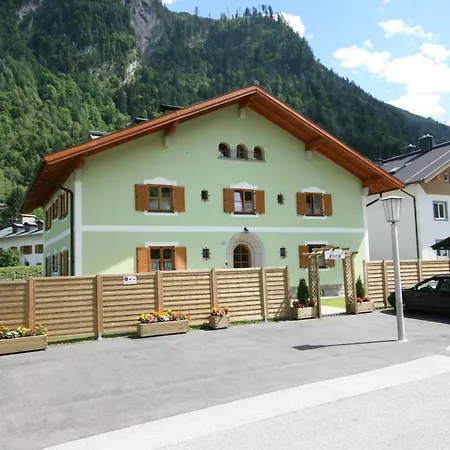 Familienappartements Eder - Free Entry To Tauern Included Апарт-готель 4*