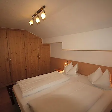 Familienappartements Eder - Free Entry To Tauern Included Hotel apartamentowy Kaprun