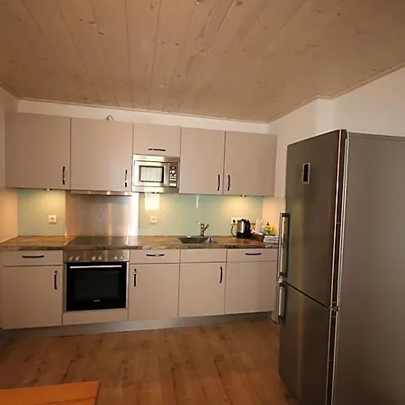 Hotel apartamentowy Familienappartements Eder - Free Entry To Tauern Included