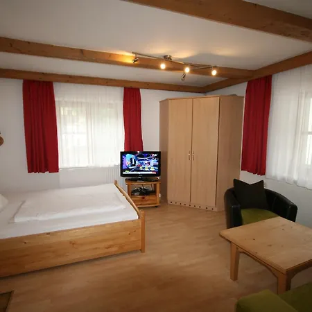 Familienappartements Eder - Free Entry To Tauern Included Hotel apartamentowy