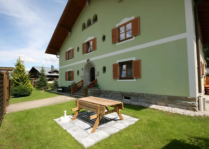 Familienappartements Eder - Free Entry To Tauern Included 4* 卡普伦