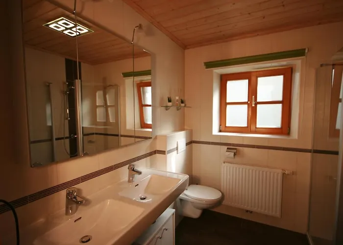 Familienappartements Eder - Free Entry To Tauern Included 4* 卡普伦