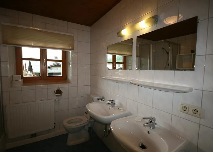 Familienappartements Eder - Free Entry To Tauern Included 卡普伦