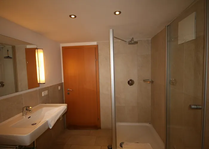 Familienappartements Eder - Free Entry To Tauern Included 卡普伦